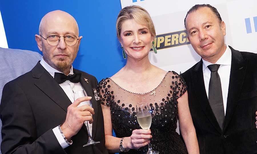 alfombra roja guayafest 2022 mauri