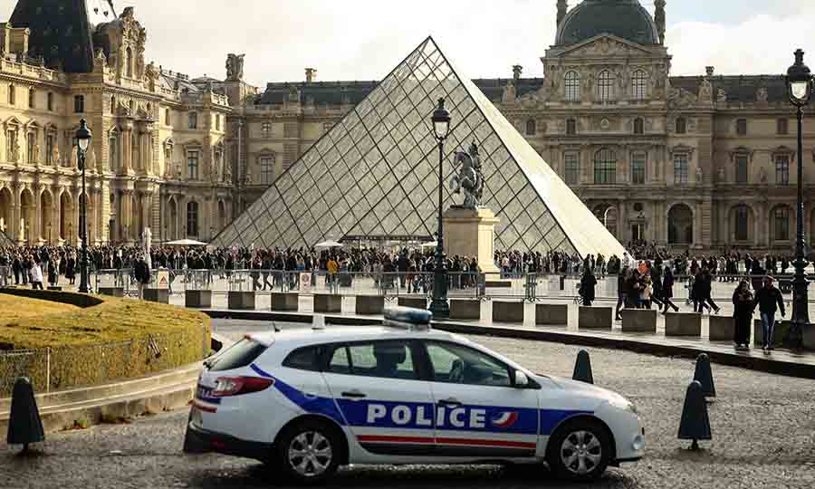 louvre france